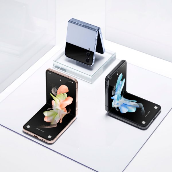 Samsung Galaxy Z Flip4 price in Bangladesh, full specification, review and photos